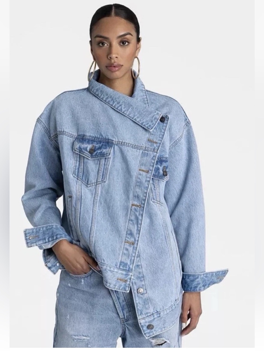 KBB NWT Light Wash Asymmetrical DURABLE pockets Denim Jacket